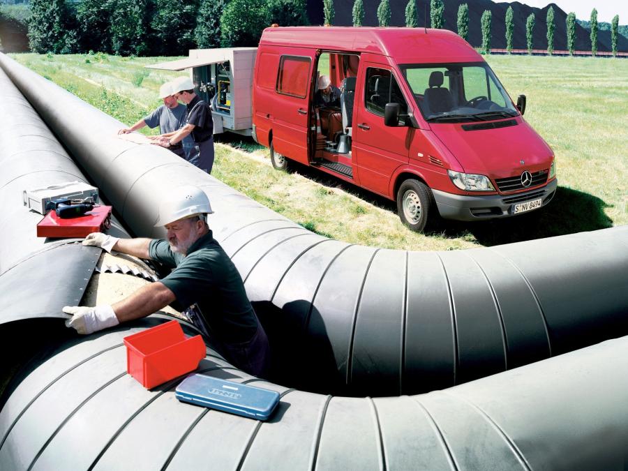  Mercedes-Benz Sprinter Van 2000 года  (фото 8 из 23)